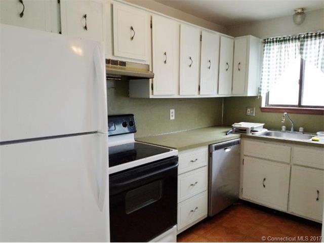 199 Homestead St, Manchester, CT 06042