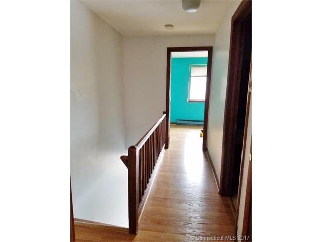 199 Homestead St, Manchester, CT 06042