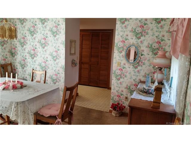 80Sandra Dr, Manchester, CT 06042