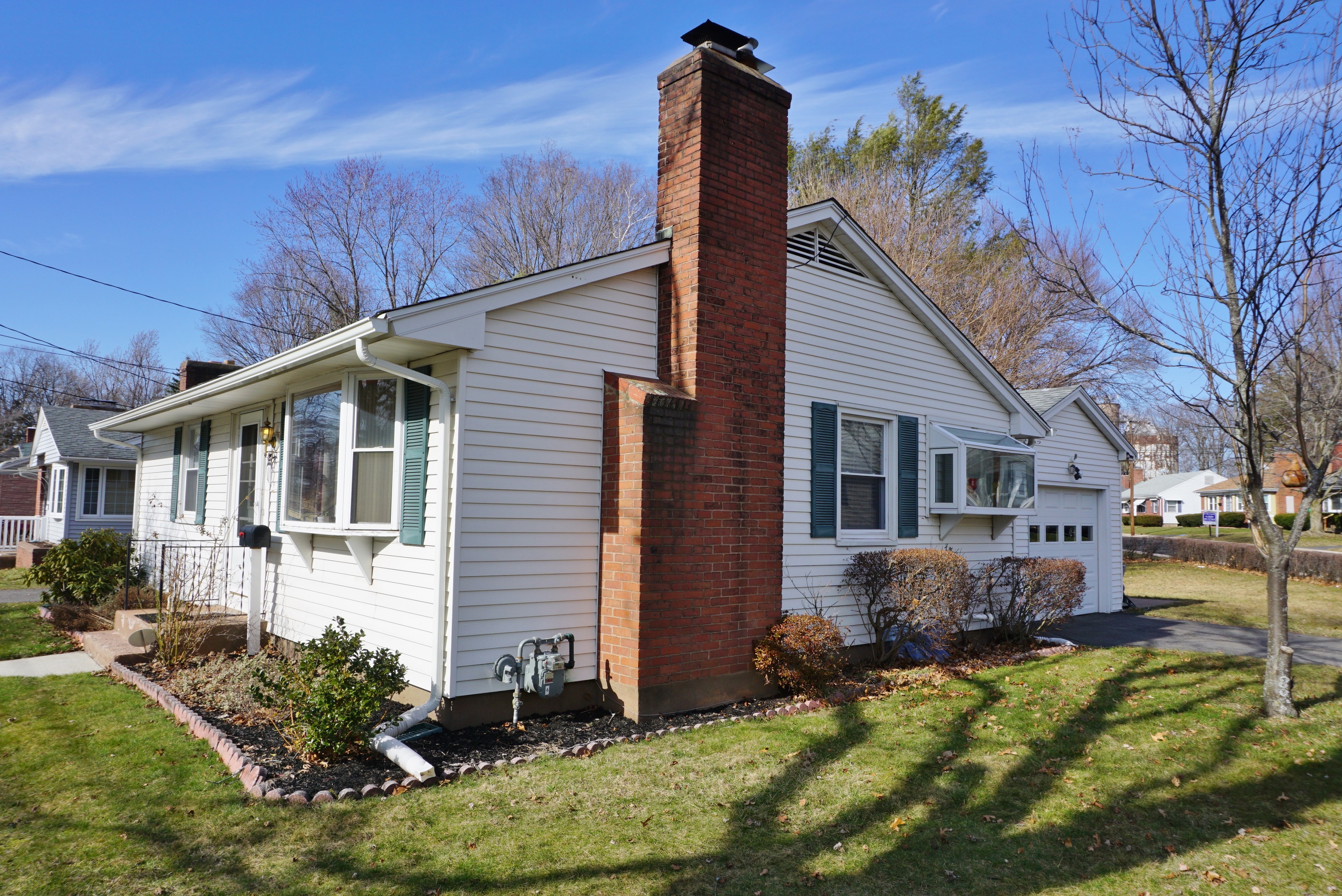 51 Green Rd, Manchester, CT 06042