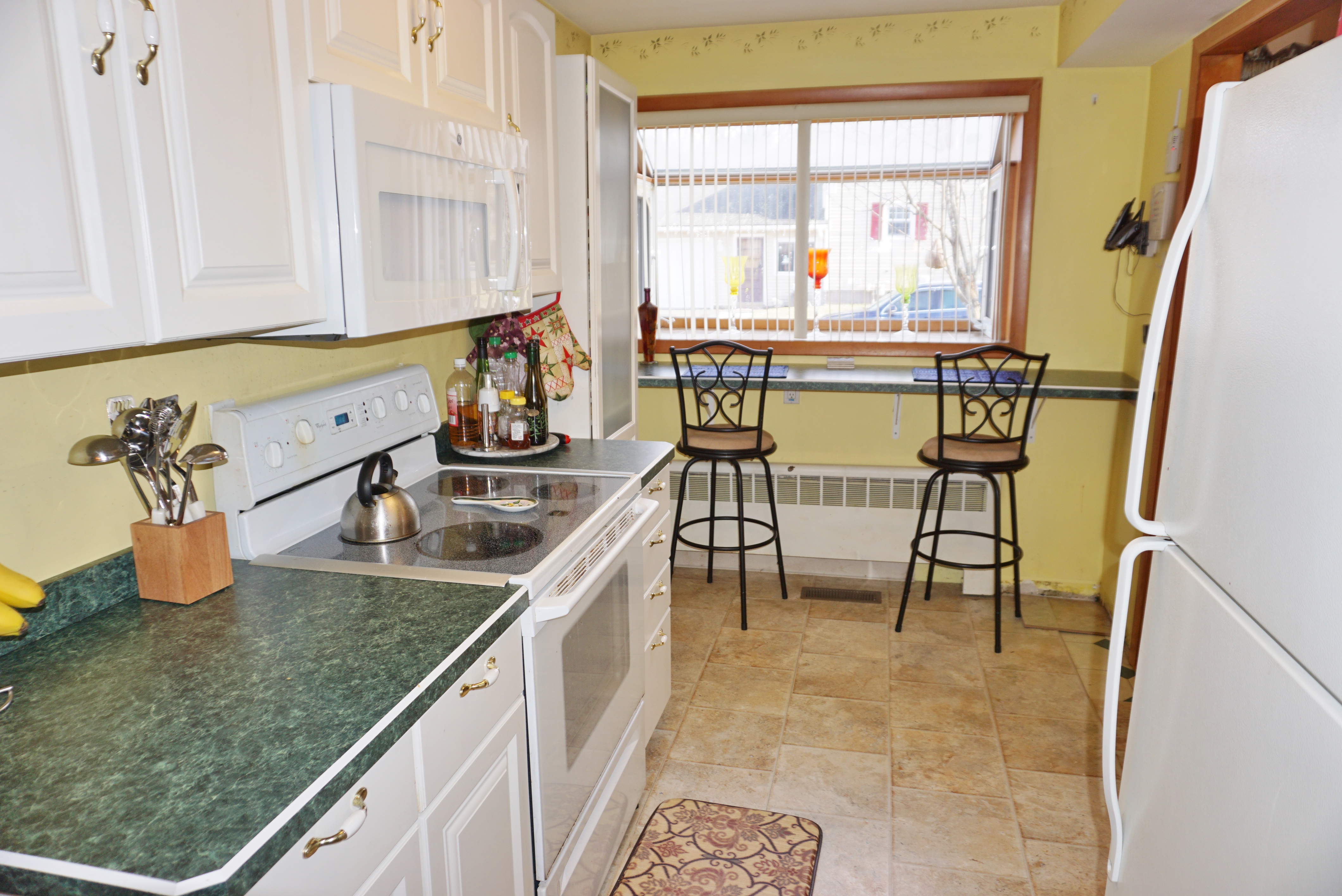 51 Green Rd, Manchester, CT 06042