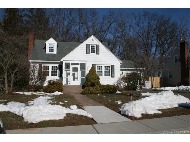 52Wedgewood Dr, Manchester, CT 06042