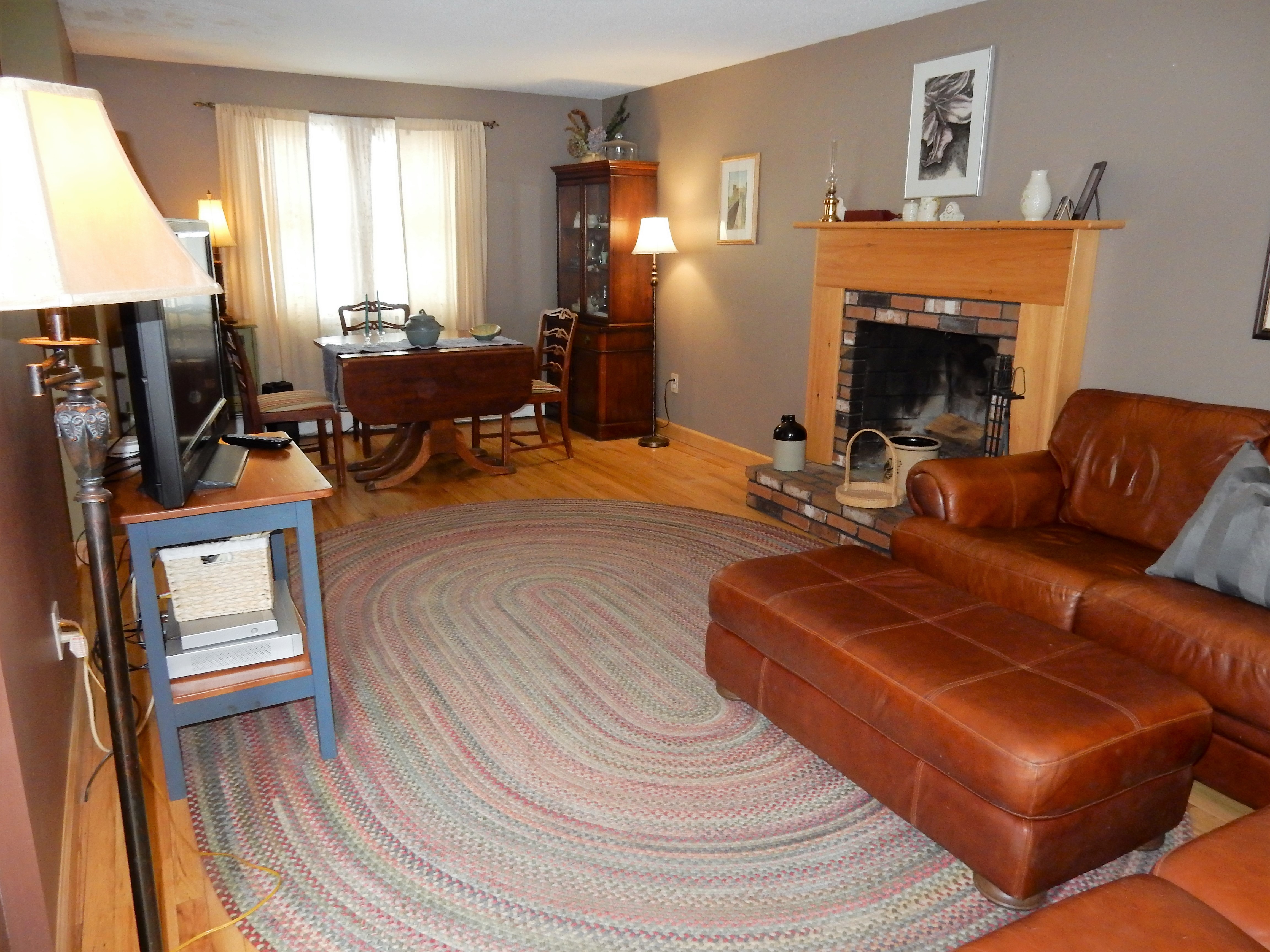 13 Farmington St, Manchester, CT 06042