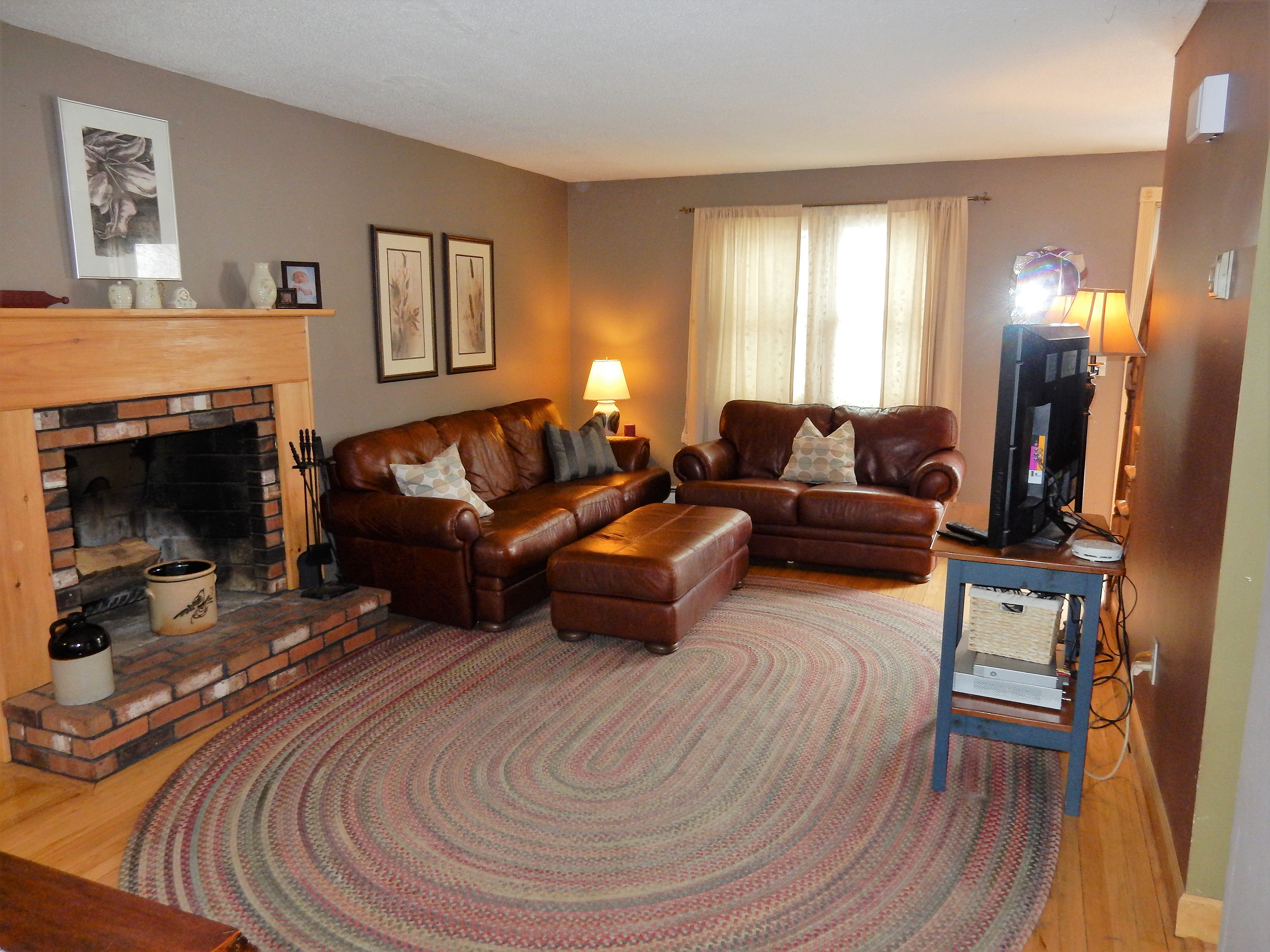 13 Farmington St, Manchester, CT 06042