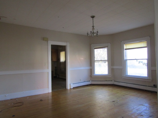 15 Union St, New Britain, CT 06051