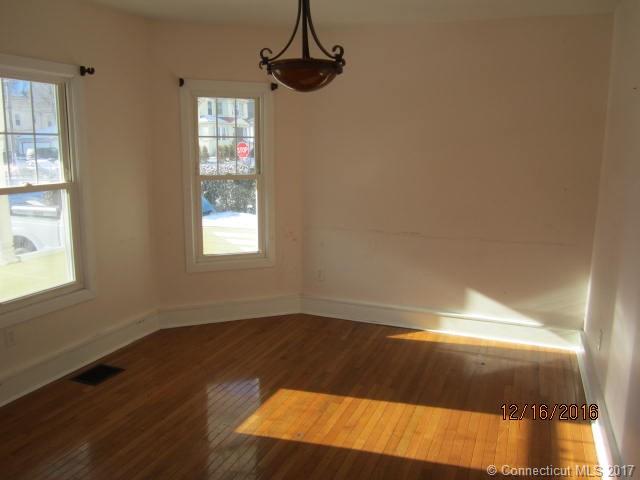 376 Chestnut St, New Britain, CT 06051