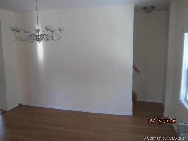 376 Chestnut St, New Britain, CT 06051
