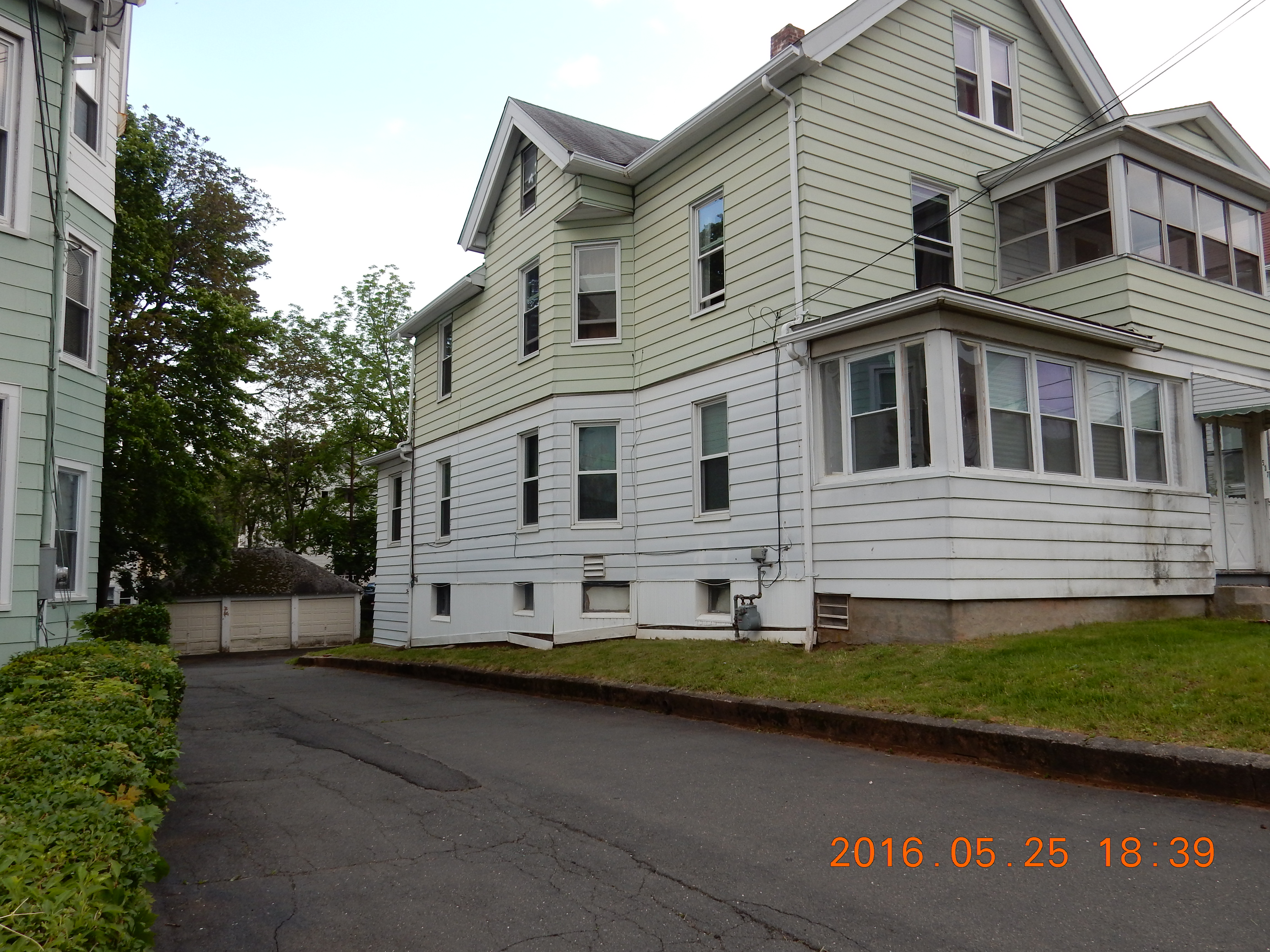 537 Church St, New Britain, CT 06051