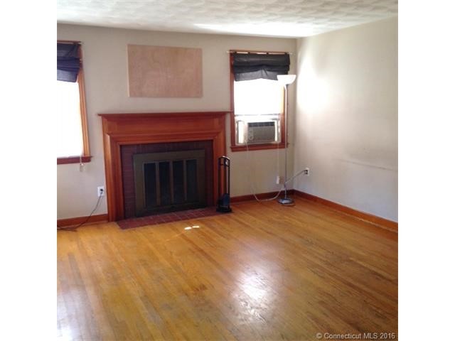 50Derby St, New Britain, CT 06053