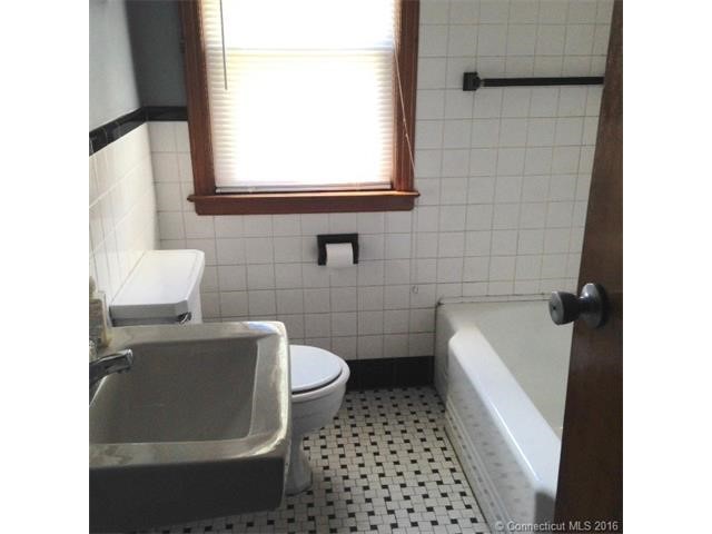 50Derby St, New Britain, CT 06053