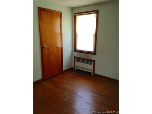50Derby St, New Britain, CT 06053