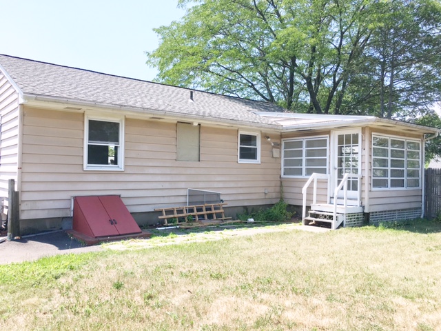 6 Nachilly Dr, New Britian, CT 06053