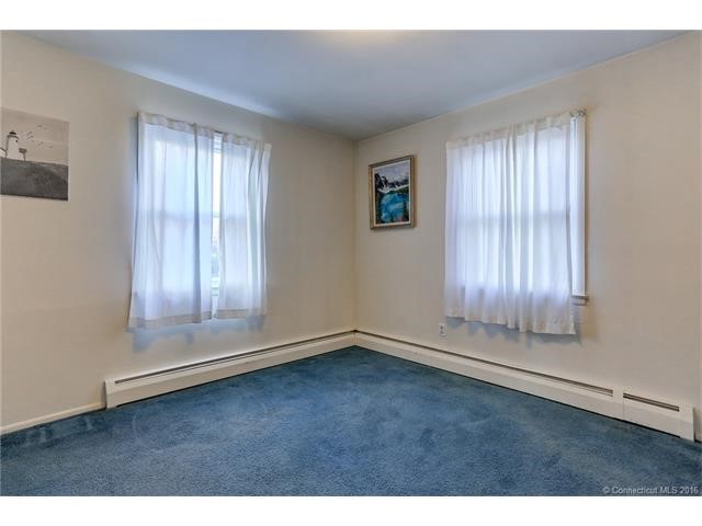 246Country Club Rd, New Britain, CT 06053