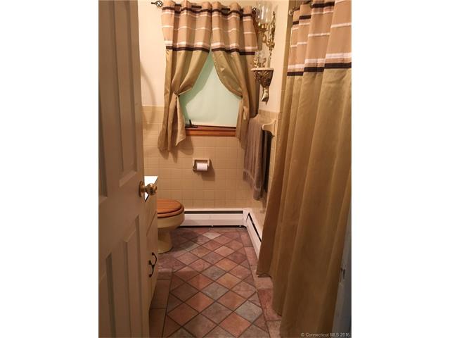 73 Lewis Rd, New Britain, CT 06053