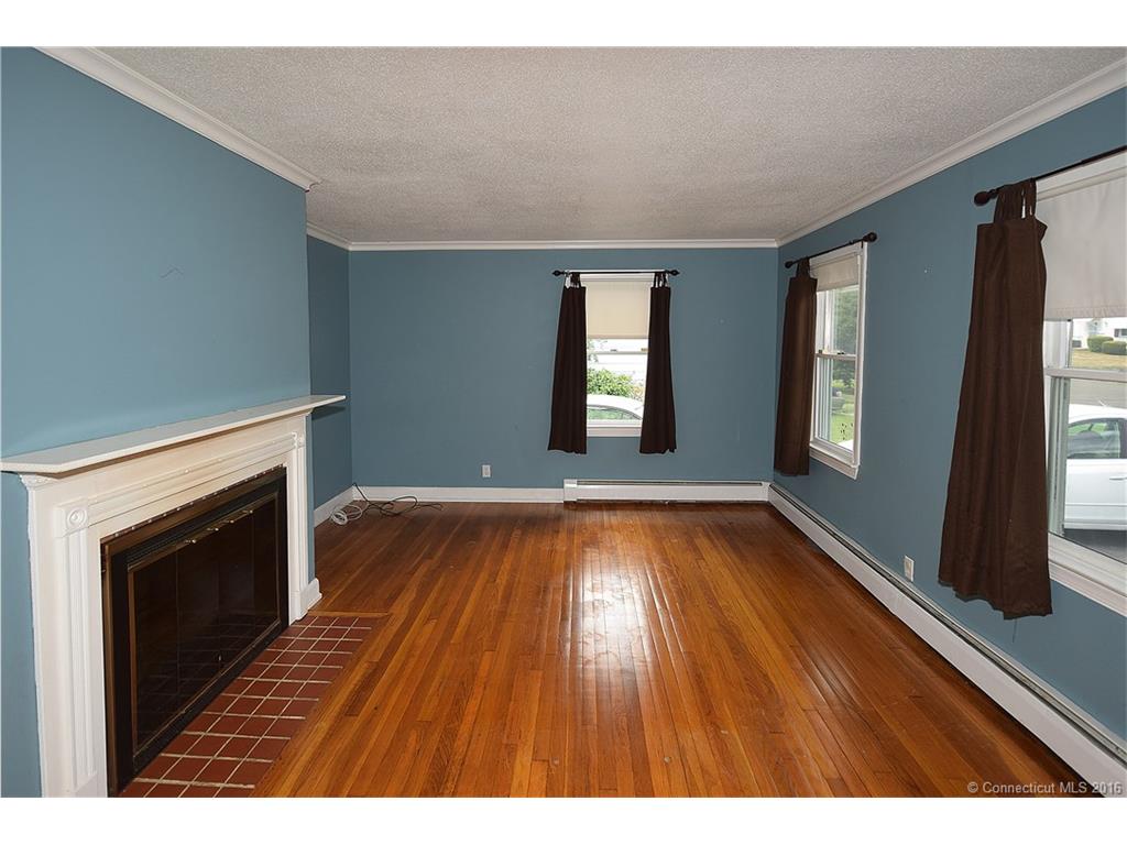 35 Rosemary Lane, New Britain, CT 06053