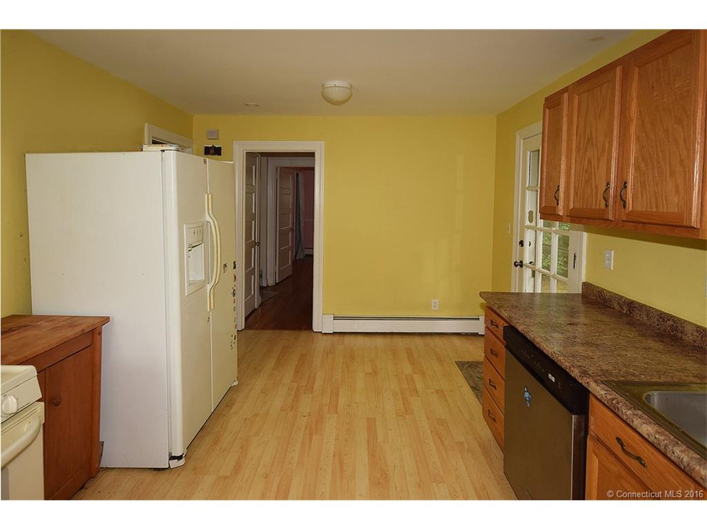 35 Rosemary Lane, New Britain, CT 06053