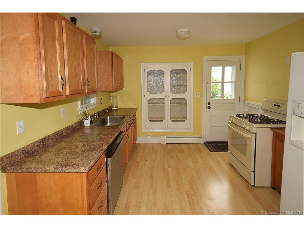 35 Rosemary Lane, New Britain, CT 06053