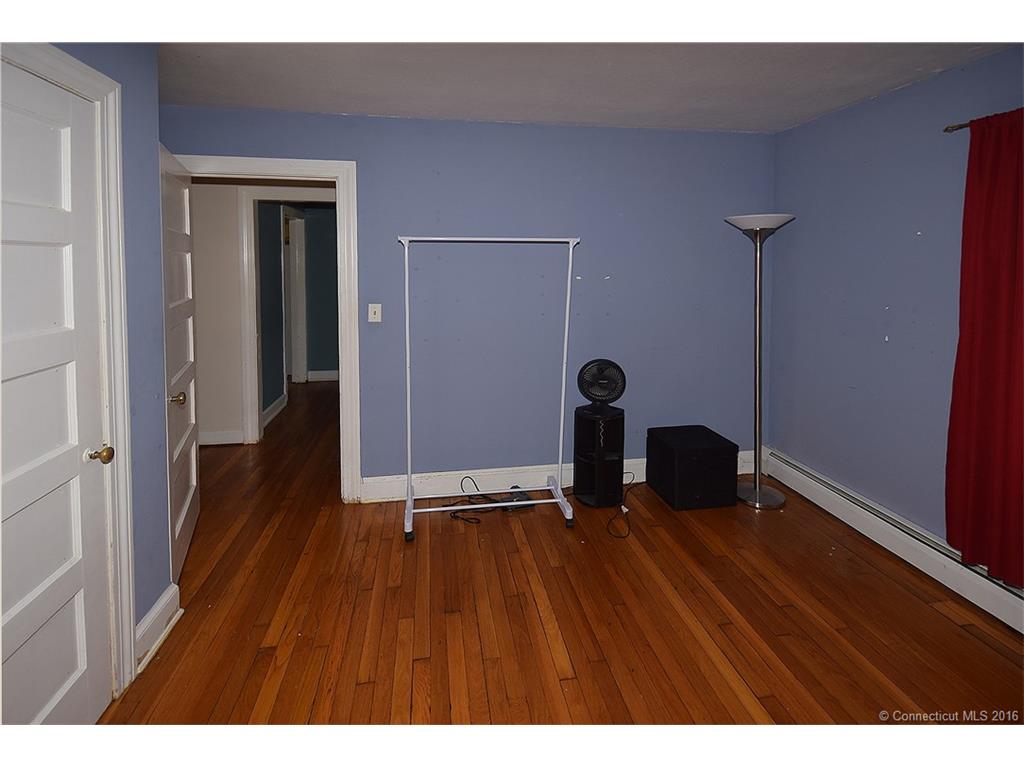 35 Rosemary Lane, New Britain, CT 06053