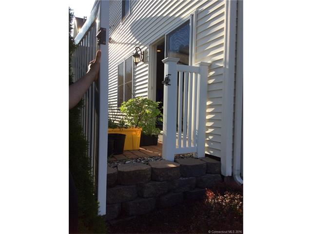 270 Booth St, New Britain, CT 06053
