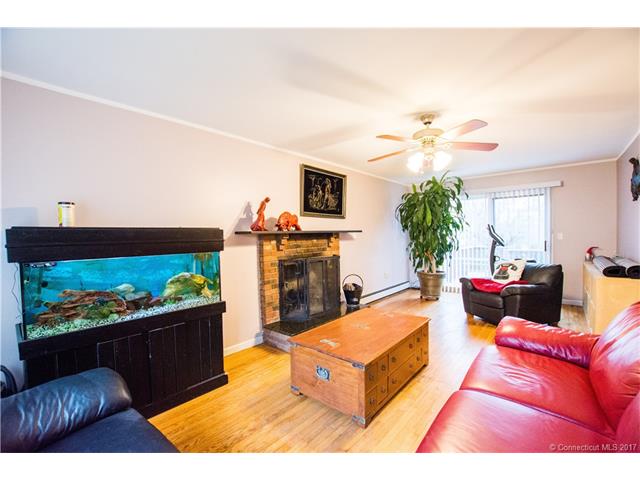 47 Oneida St, New Britain, CT 06053