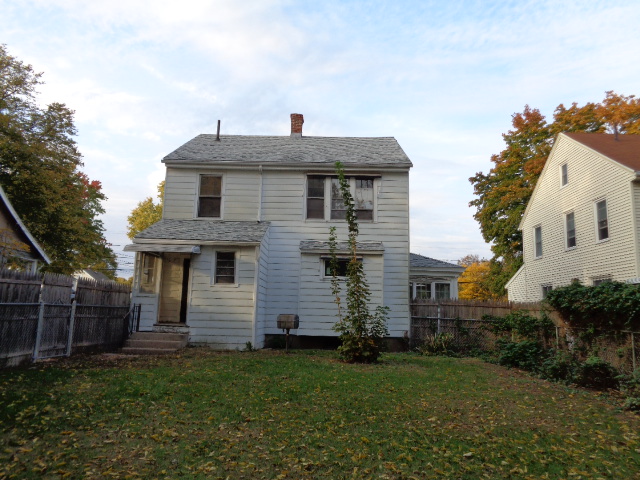 102 Roxbury RdNew Britain, CT, 06053Hartford County