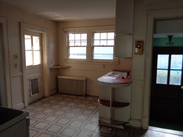 102 Roxbury RdNew Britain, CT, 06053Hartford County
