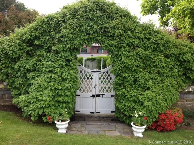 3 Greenwoods Rd, Norfolk, CT 06058