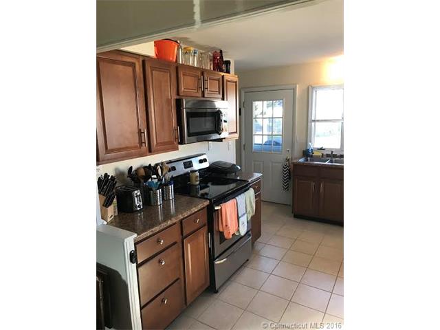 24 Mountain View Dr, Plainville, CT 06062