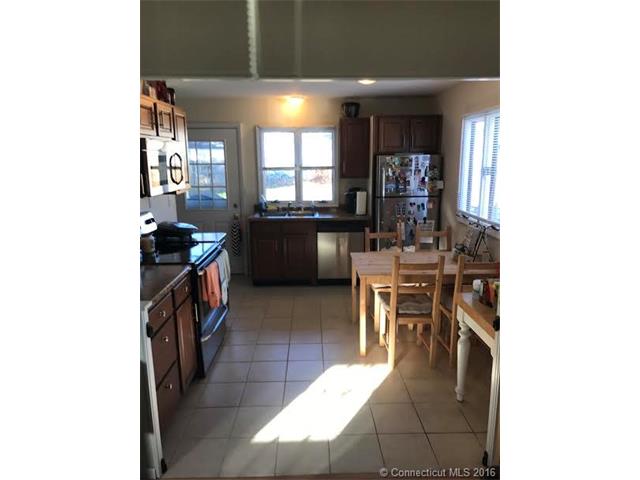 24 Mountain View Dr, Plainville, CT 06062