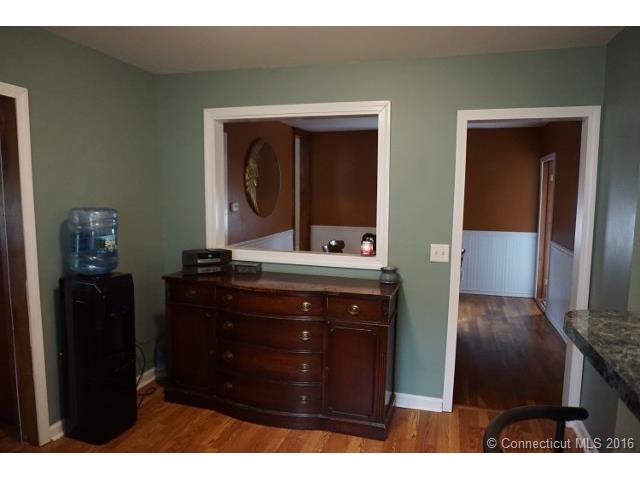 17 Burnside Ave, Plainville, CT 06062