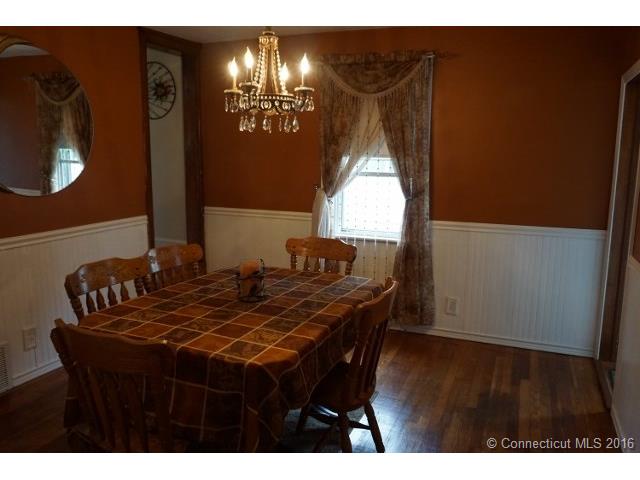 17 Burnside Ave, Plainville, CT 06062
