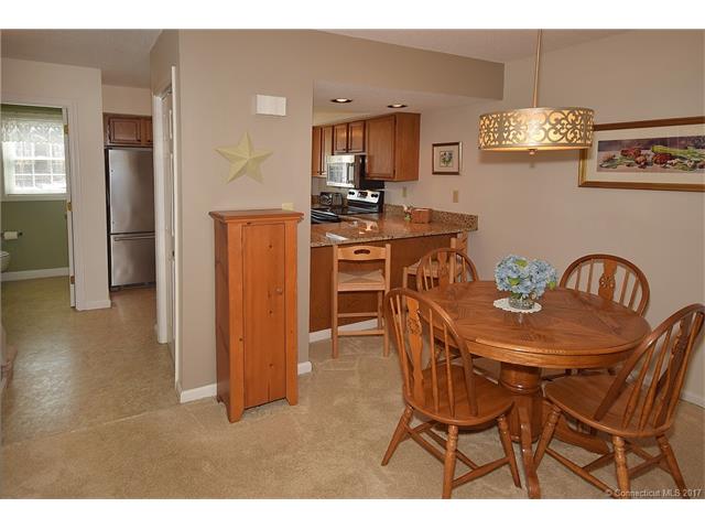 50Pierce St #59, Plainville, CT 06062