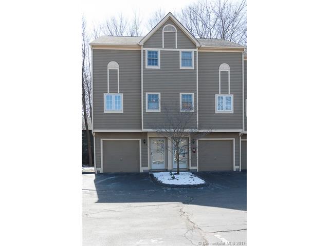 50 Pierce St, Plainville, CT 06062