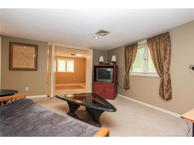 32Ripley Hill Rd, Barkhamsted, CT 06063