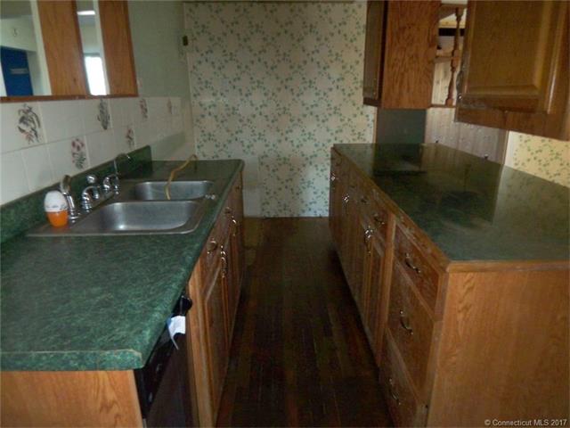 29 North Canton Rd, Barkhamsted, CT 06063