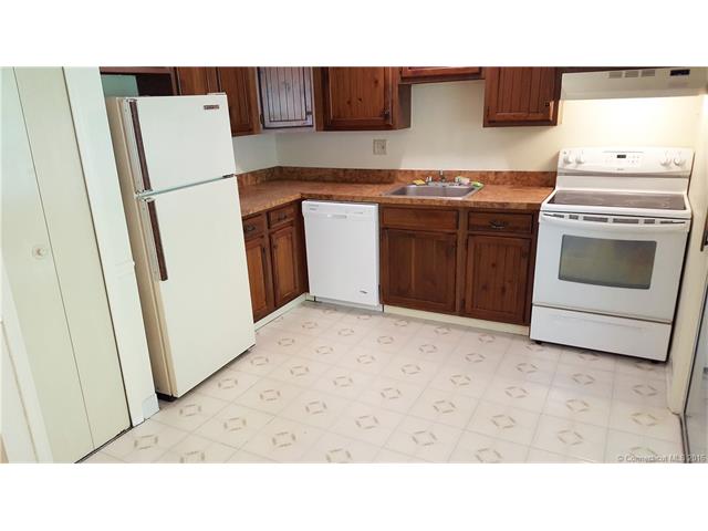 4 Loveland Hill Rd, Vernon, CT 06066