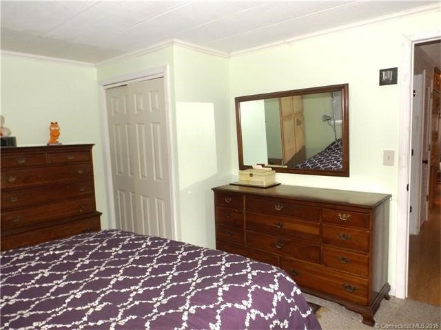 3Stonewood Ter, Vernon, CT 06066