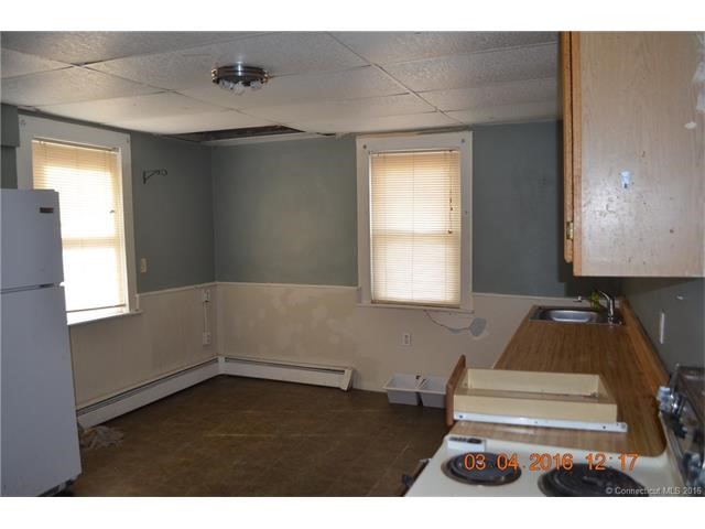 13River St, Vernon, CT 06066