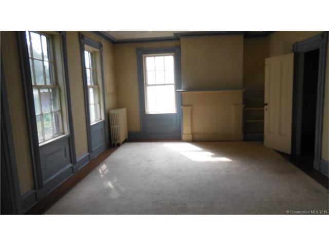 68 Prospect St, Vernon, CT 06066