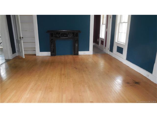 68 Prospect St, Vernon, CT 06066