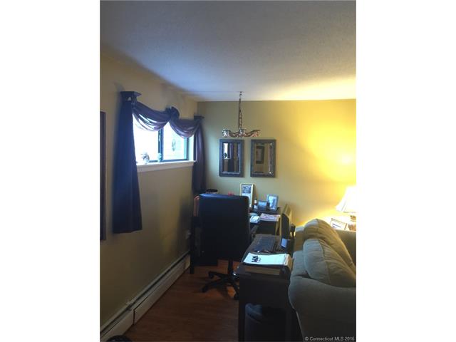 655 Talcottville Rd, Vernon, CT 06066