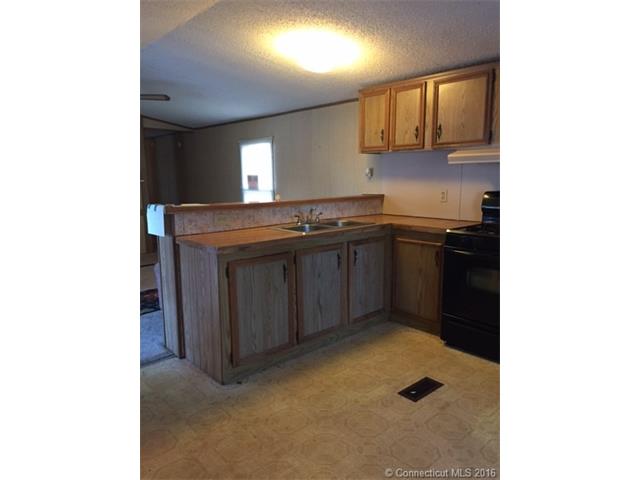 325 Kelly Rd, Vernon, CT 06066