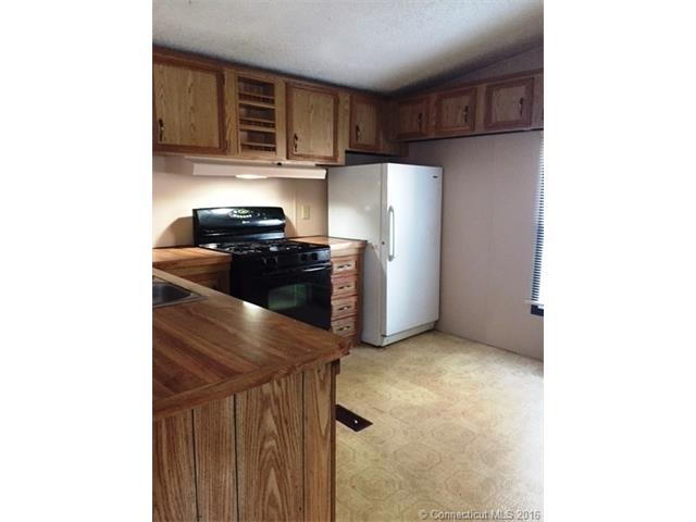 325 Kelly Rd, Vernon, CT 06066