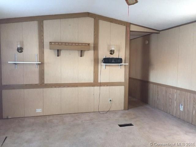 325 Kelly Rd, Vernon, CT 06066