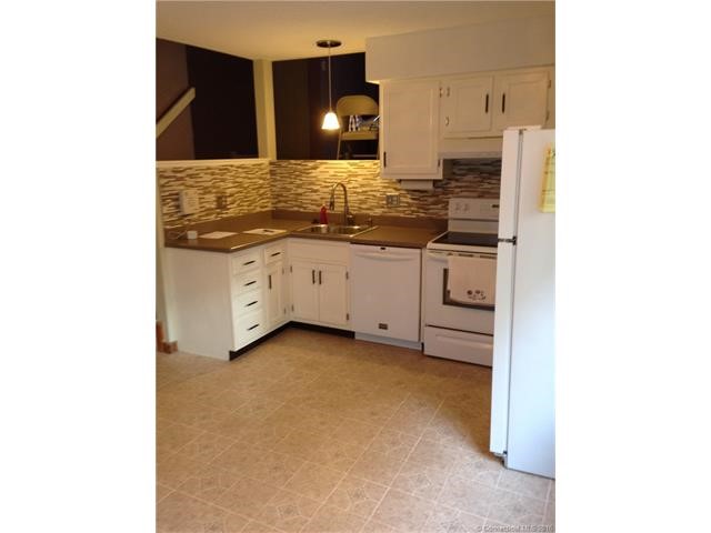60Old Town Rd #6, Vernon, CT 06066