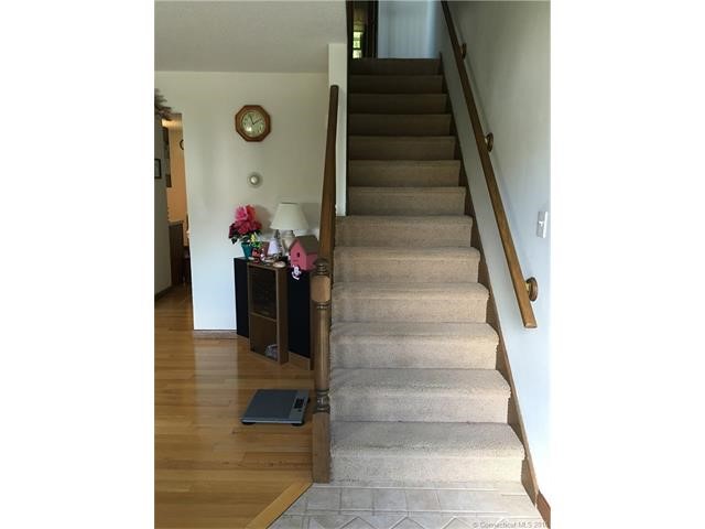 35Morrison St, Vernon, CT 06066