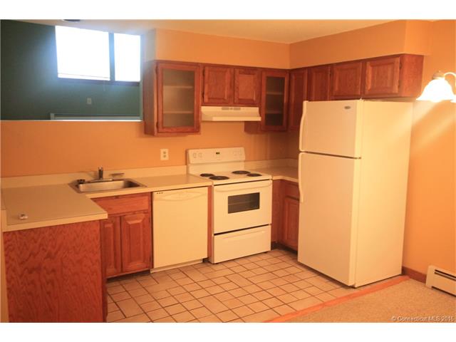 70 Old Town Rd, Vernon, CT 06066