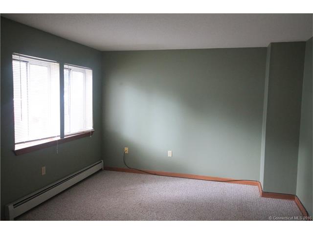 70 Old Town Rd, Vernon, CT 06066