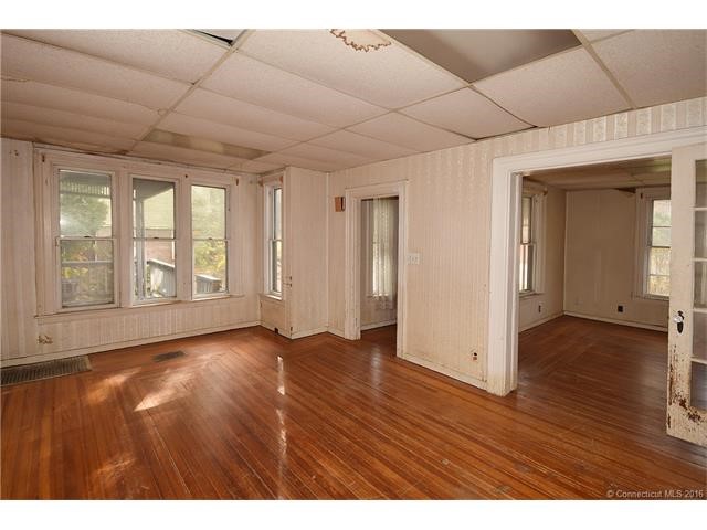 10Prospect St, Vernon, CT 06066