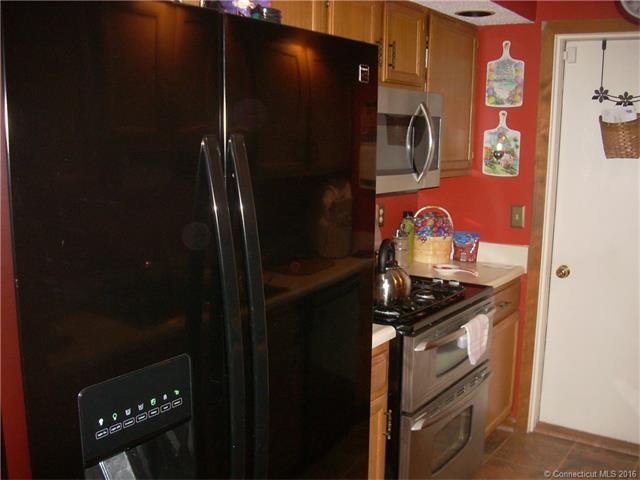 16Maple St #6, Vernon, CT 06066
